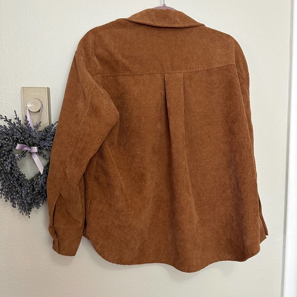 Small Oversized Tan Corduroy Boutique Shacket - Picture 3 of 4